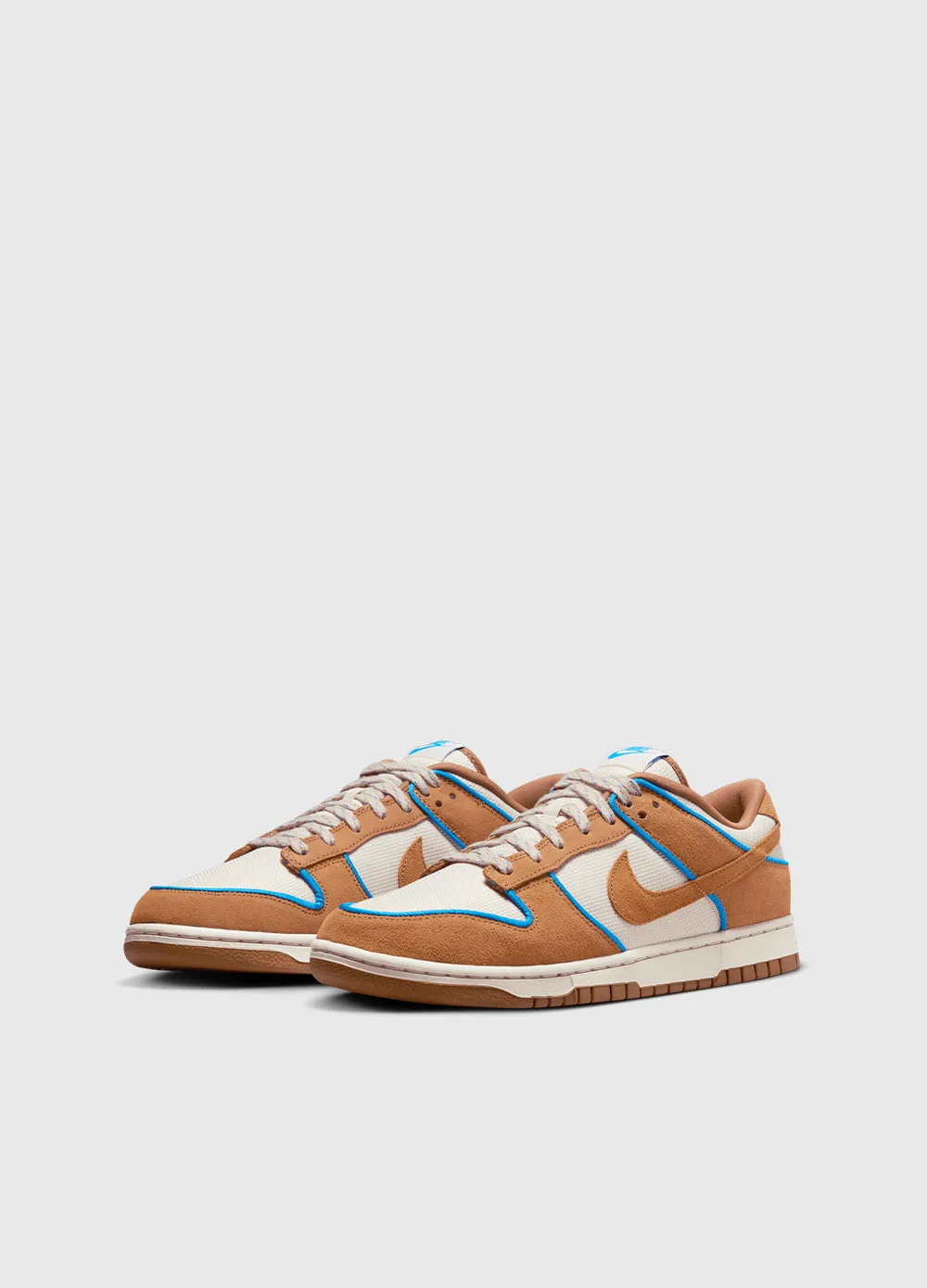 Dunk Low Retro 'Light British Tan' Sneakers