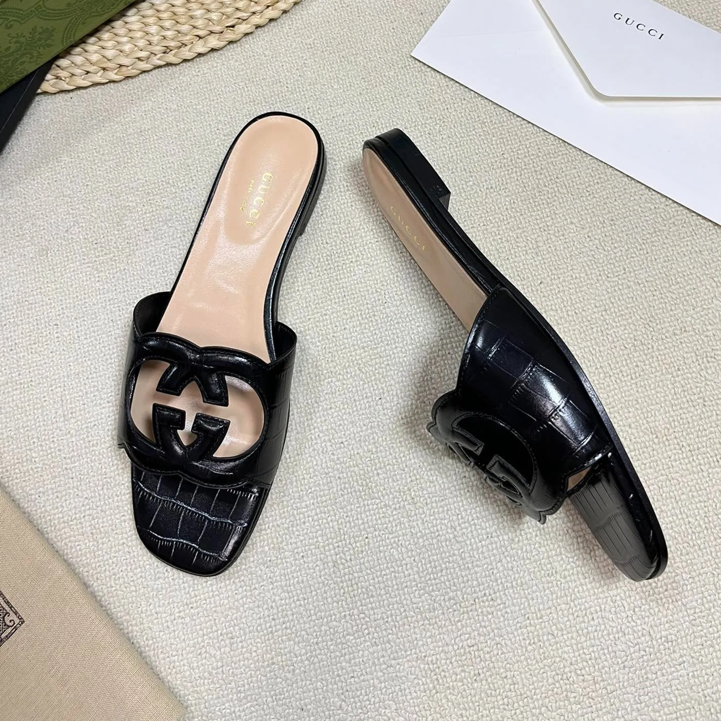 GG Cut Out Slide Sandals Black