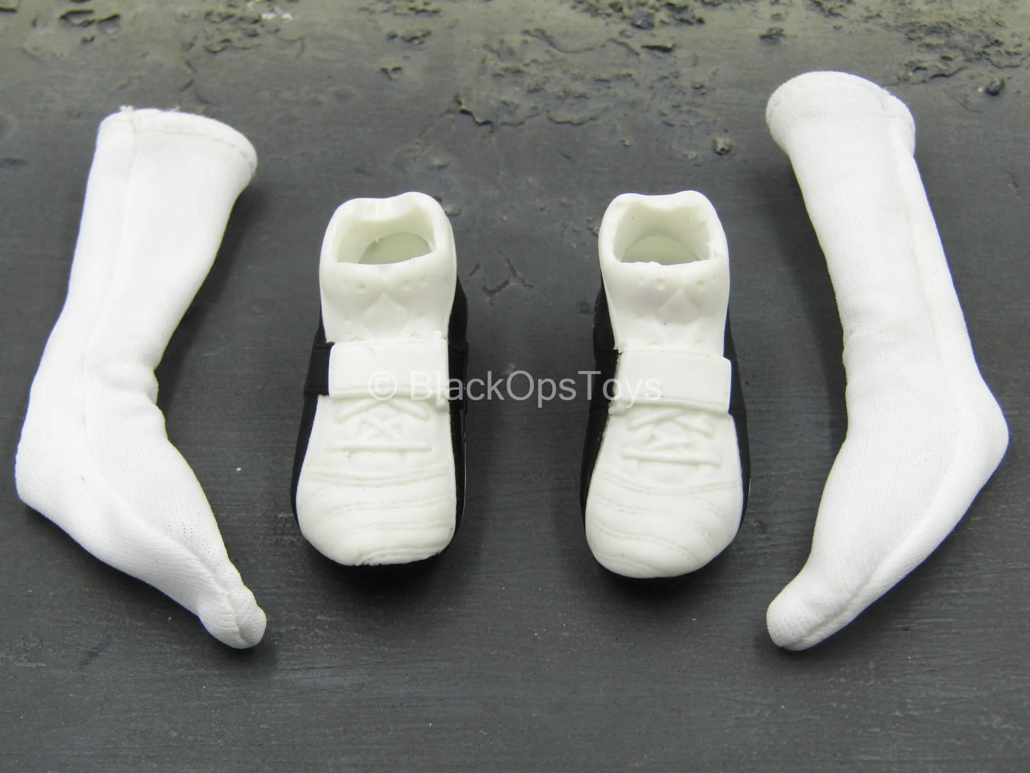 G.I. Joe Football - Cleats w/Socks (Foot Type)