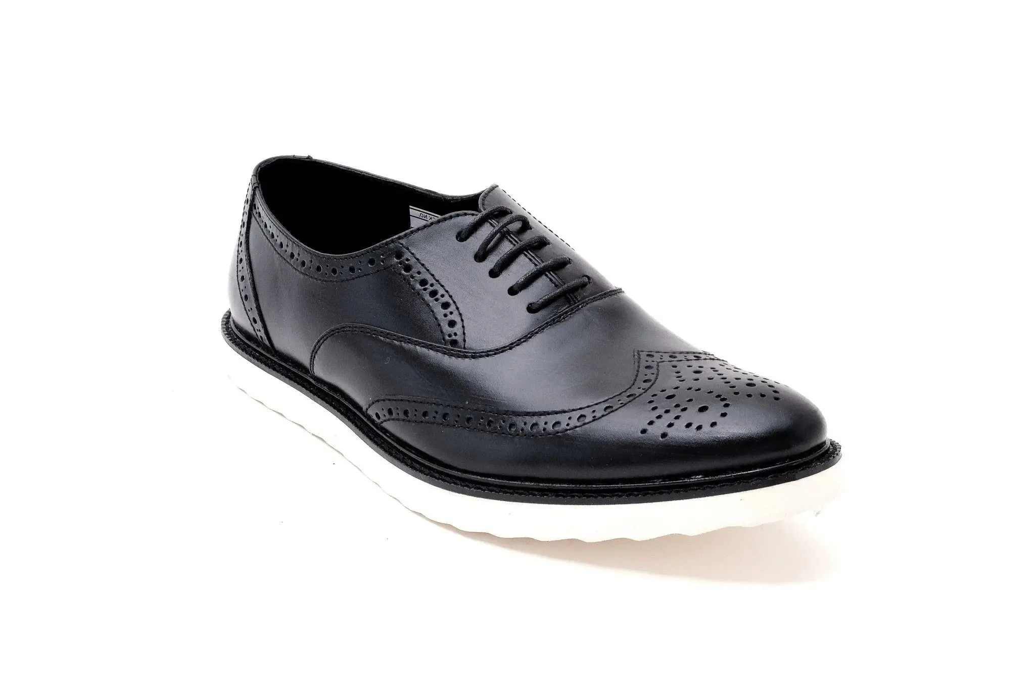 GUEVARRA Wingtip Oxford in Rubber Sole - Black