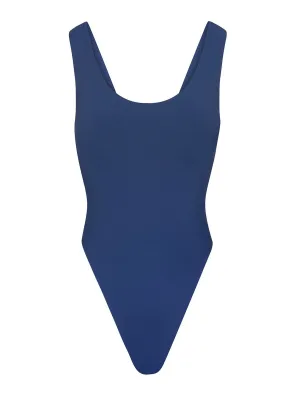 Hume one-piece