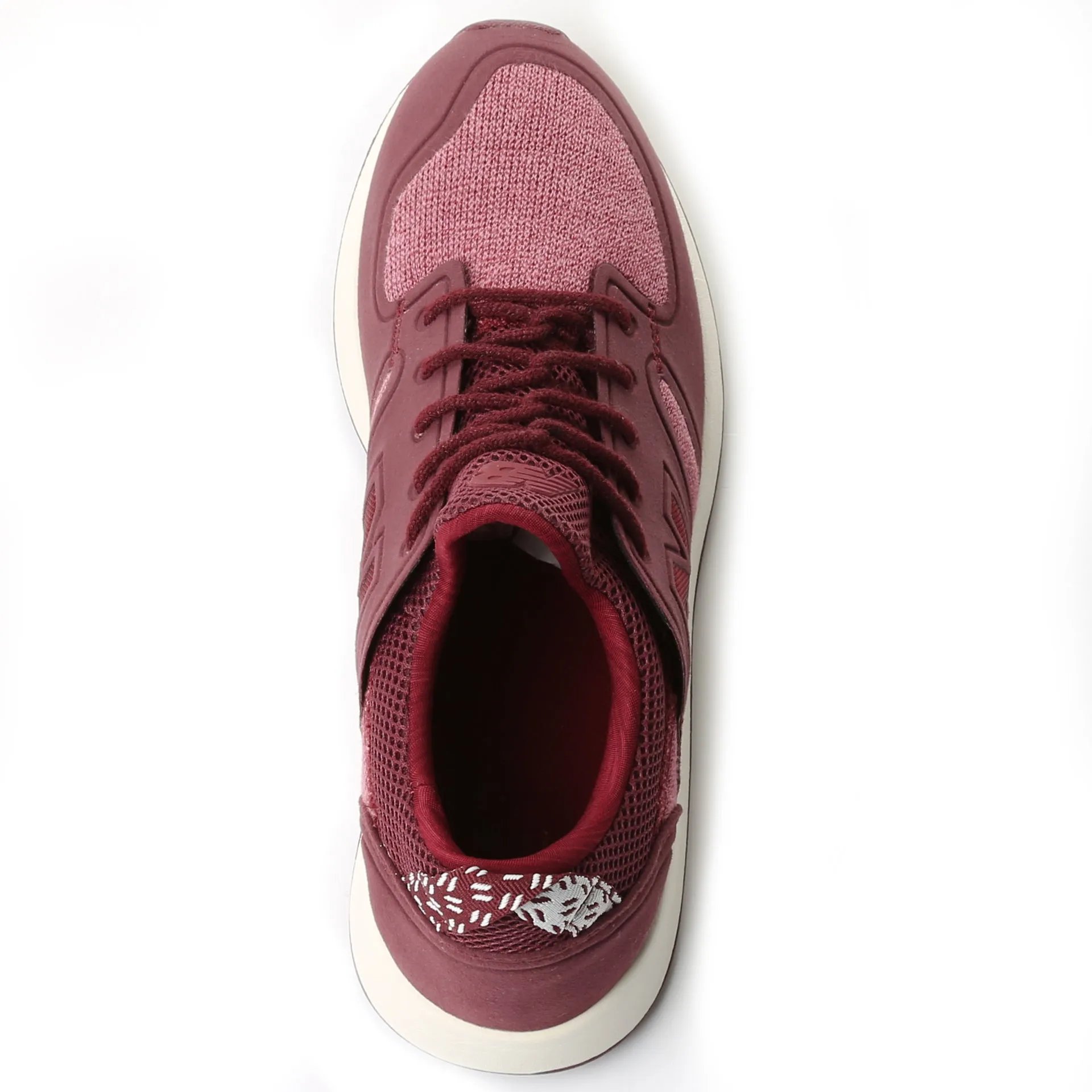 New Balance Women's 420 Slip-On - Burgundy