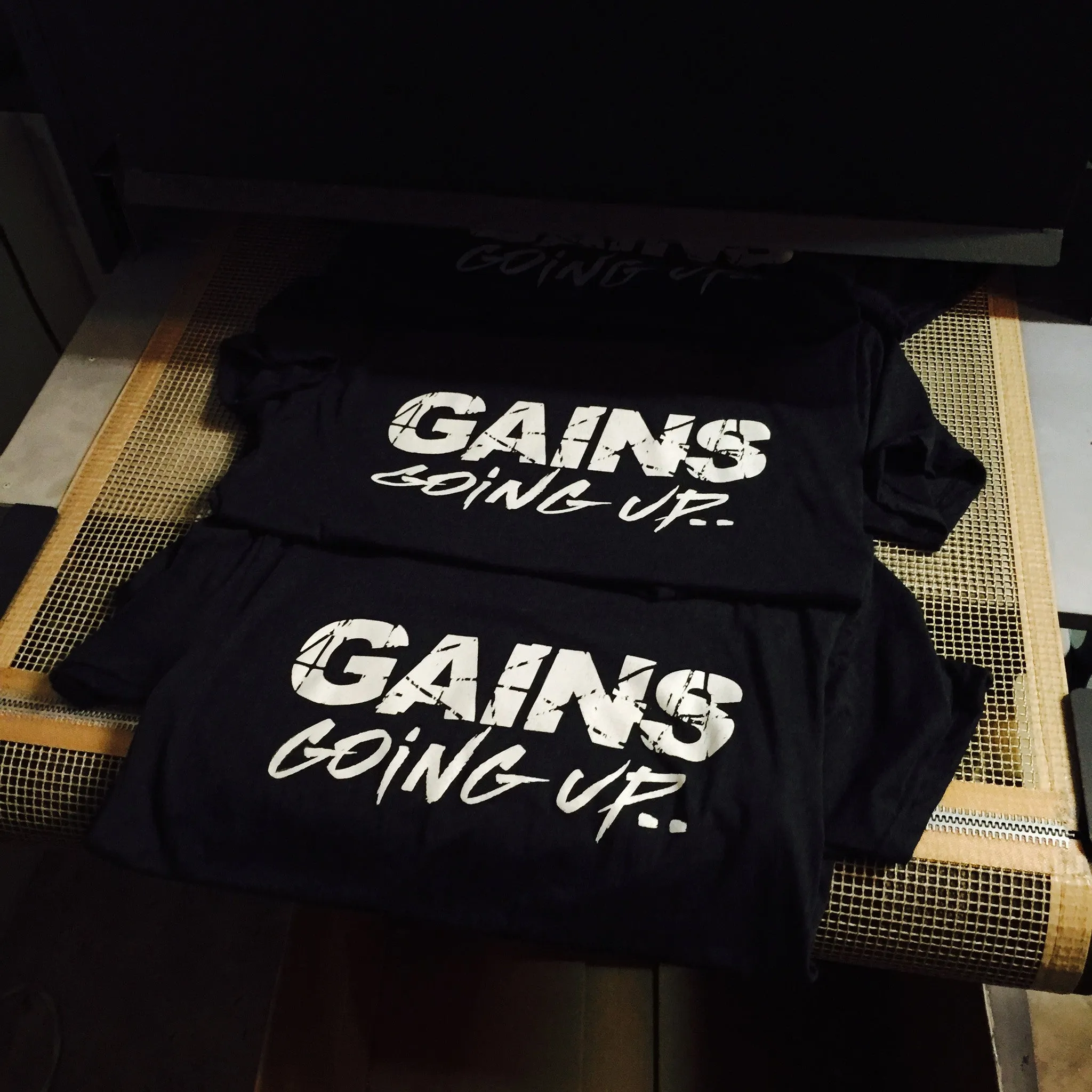 "GAINS GOING UP" Signature Series TriBlend Tee (Black)