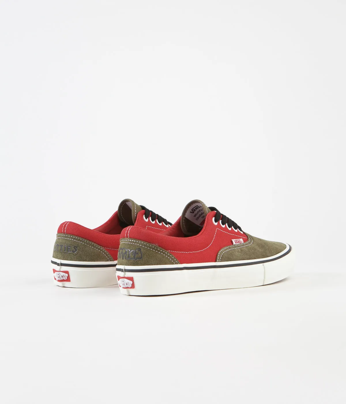 Vans Era Pro Shoes - (Lotties) Red / Military