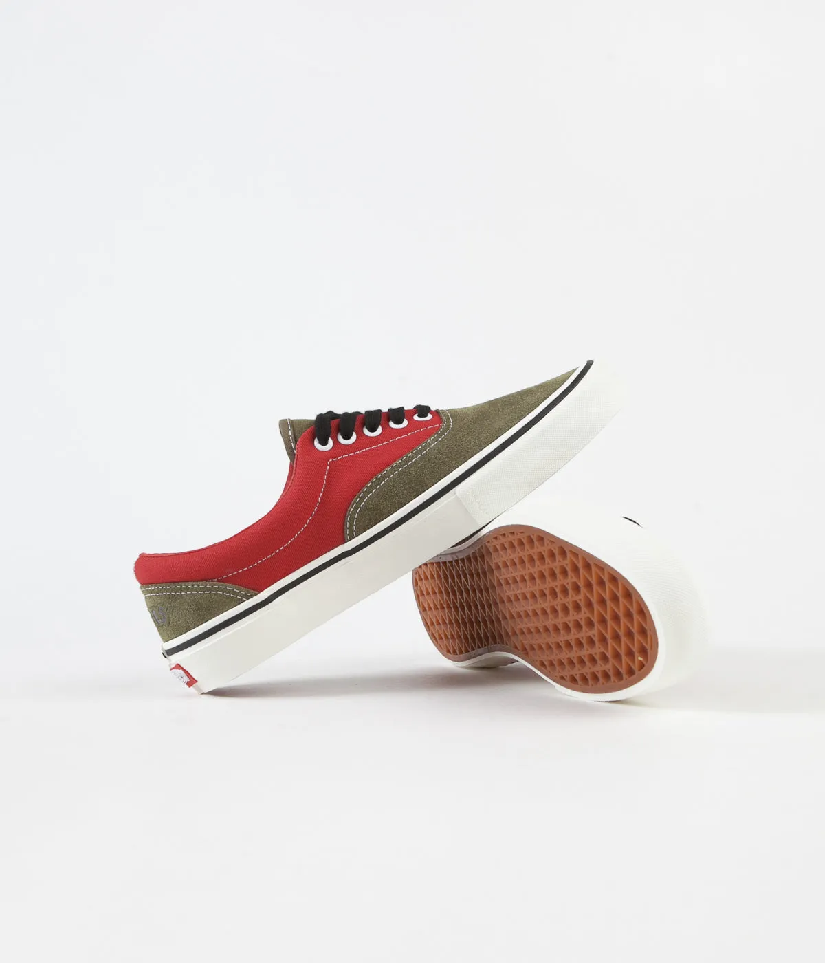 Vans Era Pro Shoes - (Lotties) Red / Military