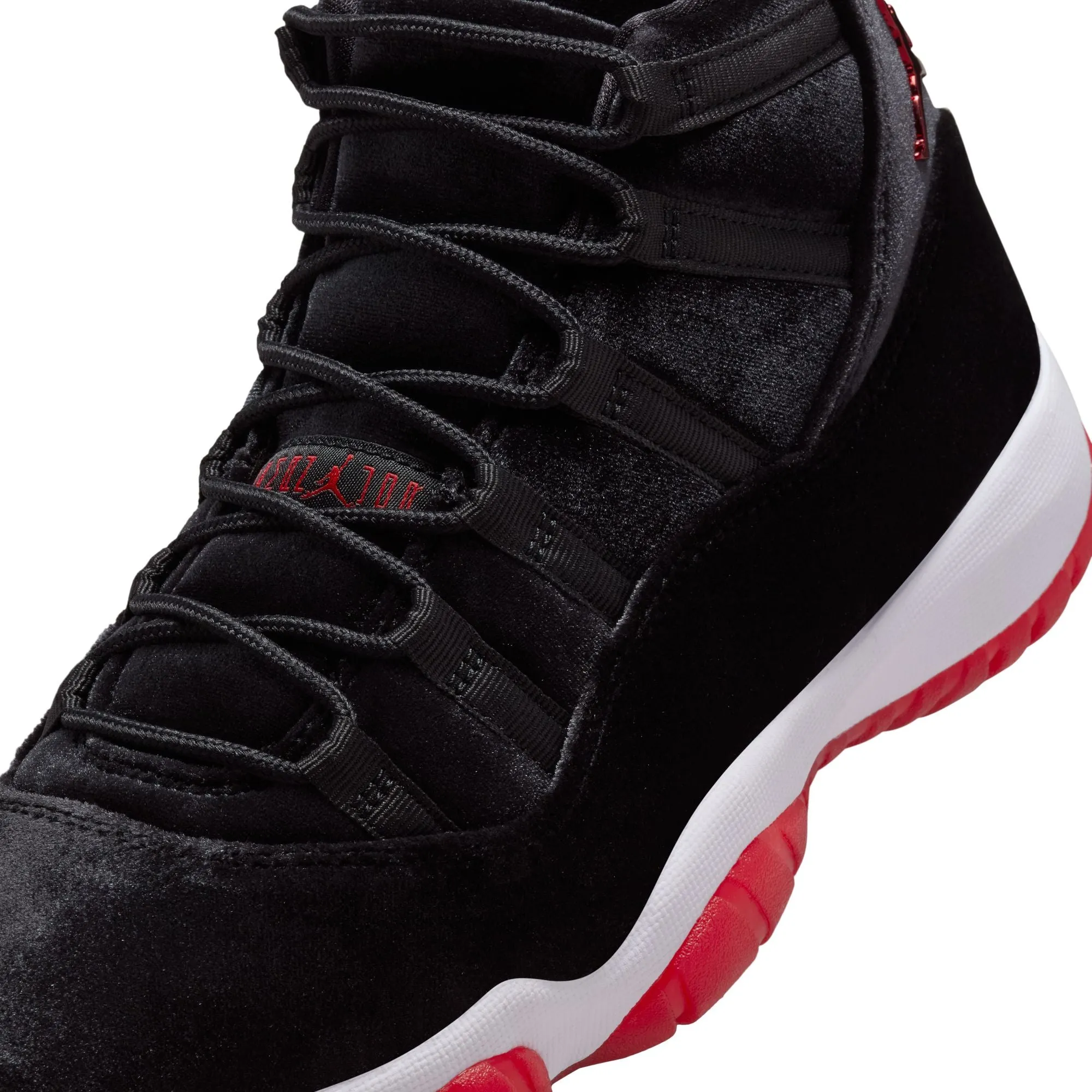 WMNS Nike Air Jordan 11 Retro Velvet Bred