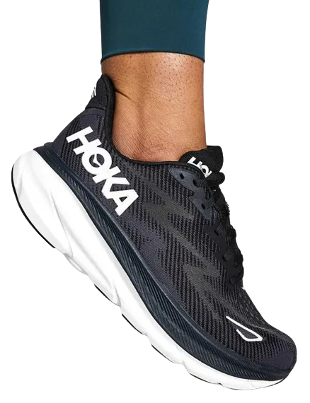 WOMEN'S HOKA CLIFTON 9 | BLACK / WHITE